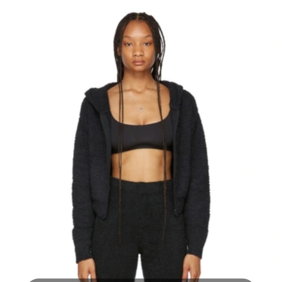 SKIMS Black Sherpa Zip-Up Hoodie - Picture 6 of 6